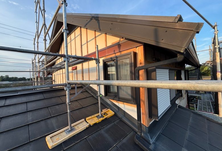 ,番長,つくば市,つくばみらい市,土浦市,阿見町,牛久市,龍ケ崎市,石岡市,稲敷市,牛久市,美浦村,利根町,取手市,守谷市,かすみがうら市,茨城県,千葉県,屋根葺き替え,工事,雨守り番長,屋根工事,屋根,雨樋,修理,外壁,外壁張替工事,リフォーム,カバー工法,内装工事,雨漏り,雨守り番長,コロニアル,Tルーフ,シングル屋根,横暖ルーフ,板金屋根,瓦,トタン,スレート,ガルバリウム鋼板,ルーフィング,予防,診断,お家,早期発見,お家のことなら,診断,ディプロマットスター