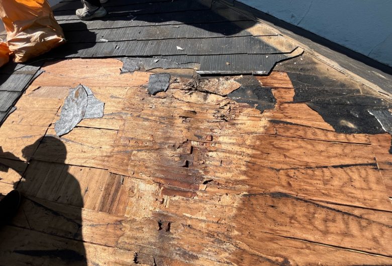 ,番長,つくば市,つくばみらい市,土浦市,阿見町,牛久市,龍ケ崎市,石岡市,稲敷市,牛久市,美浦村,利根町,取手市,守谷市,かすみがうら市,茨城県,千葉県,屋根葺き替え,工事,雨守り番長,屋根工事,屋根,雨樋,修理,外壁,外壁張替工事,リフォーム,カバー工法,内装工事,雨漏り,雨守り番長,コロニアル,Tルーフ,シングル屋根,横暖ルーフ,板金屋根,瓦,トタン,スレート,ガルバリウム鋼板,ルーフィング,予防,診断,お家,早期発見,お家のことなら,診断,ディプロマットスター