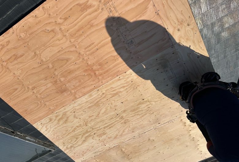 ,番長,つくば市,つくばみらい市,土浦市,阿見町,牛久市,龍ケ崎市,石岡市,稲敷市,牛久市,美浦村,利根町,取手市,守谷市,かすみがうら市,茨城県,千葉県,屋根葺き替え,工事,雨守り番長,屋根工事,屋根,雨樋,修理,外壁,外壁張替工事,リフォーム,カバー工法,内装工事,雨漏り,雨守り番長,コロニアル,Tルーフ,シングル屋根,横暖ルーフ,板金屋根,瓦,トタン,スレート,ガルバリウム鋼板,ルーフィング,予防,診断,お家,早期発見,お家のことなら,診断,ディプロマットスター