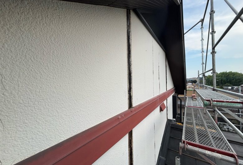 ,番長,つくば市,つくばみらい市,土浦市,阿見町,牛久市,龍ケ崎市,石岡市,稲敷市,牛久市,美浦村,利根町,取手市,守谷市,かすみがうら市,茨城県,千葉県,屋根葺き替え,工事,雨守り番長,屋根工事,屋根,雨樋,修理,外壁,外壁張替工事,リフォーム,カバー工法,内装工事,雨漏り,雨守り番長,コロニアル,Tルーフ,シングル屋根,横暖ルーフ,板金屋根,瓦,トタン,スレート,ガルバリウム鋼板,ルーフィング,予防,診断,お家,早期発見,お家のことなら,診断,ディプロマットスター