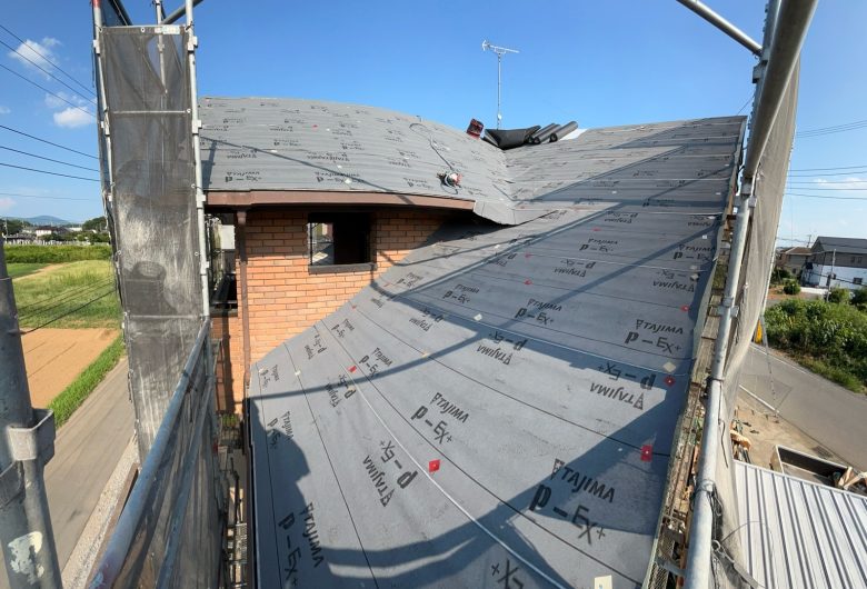 ,番長,つくば市,つくばみらい市,土浦市,阿見町,牛久市,龍ケ崎市,石岡市,稲敷市,牛久市,美浦村,利根町,取手市,守谷市,かすみがうら市,茨城県,千葉県,屋根葺き替え,工事,雨守り番長,屋根工事,屋根,雨樋,修理,外壁,外壁張替工事,リフォーム,カバー工法,内装工事,雨漏り,雨守り番長,コロニアル,Tルーフ,シングル屋根,横暖ルーフ,板金屋根,瓦,トタン,スレート,ガルバリウム鋼板,ルーフィング,予防,診断,お家,早期発見,お家のことなら,診断,ディプロマットスター