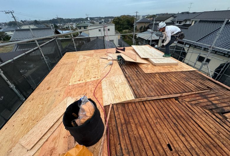 つくば市,番長,つくば市,土浦市,阿見町,牛久市,取手市,守谷市,かすみがうら市,茨城県,屋根葺き替え,工事,雨守り番長,屋根工事,屋根,雨樋,修理,外壁,外壁張替工事,リフォーム,カバー工法,内装工事,雨漏り,雨守り番長,コロニアル ,Tルーフ,シングル屋根,横暖ルーフ,板金屋根,瓦,トタン,スレート,ガルバリウム鋼板,ルーフィング