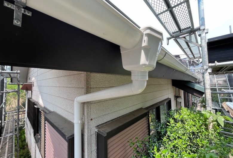 ,番長,つくば市,つくばみらい市,土浦市,阿見町,牛久市,龍ケ崎市,石岡市,稲敷市,牛久市,美浦村,利根町,取手市,守谷市,かすみがうら市,茨城県,千葉県,屋根葺き替え,工事,雨守り番長,屋根工事,屋根,雨樋,修理,外壁,外壁張替工事,リフォーム,カバー工法,内装工事,雨漏り,雨守り番長,コロニアル,Tルーフ,シングル屋根,横暖ルーフ,板金屋根,瓦,トタン,スレート,ガルバリウム鋼板,ルーフィング,予防,診断,お家,早期発見,お家のことなら,診断,ディプロマットスター