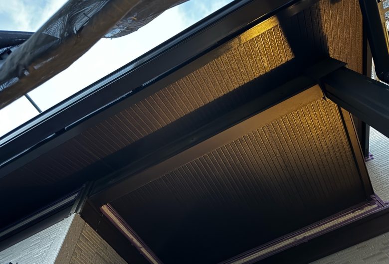 ,番長,つくば市,つくばみらい市,土浦市,阿見町,牛久市,龍ケ崎市,石岡市,稲敷市,牛久市,美浦村,利根町,取手市,守谷市,かすみがうら市,茨城県,千葉県,屋根葺き替え,工事,雨守り番長,屋根工事,屋根,雨樋,修理,外壁,外壁張替工事,リフォーム,カバー工法,内装工事,雨漏り,雨守り番長,コロニアル,Tルーフ,シングル屋根,横暖ルーフ,板金屋根,瓦,トタン,スレート,ガルバリウム鋼板,ルーフィング,予防,診断,お家,早期発見,お家のことなら,診断,ディプロマットスター